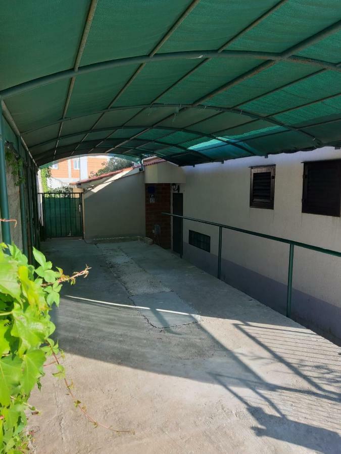 Apartment Gordana Trogir Exterior foto